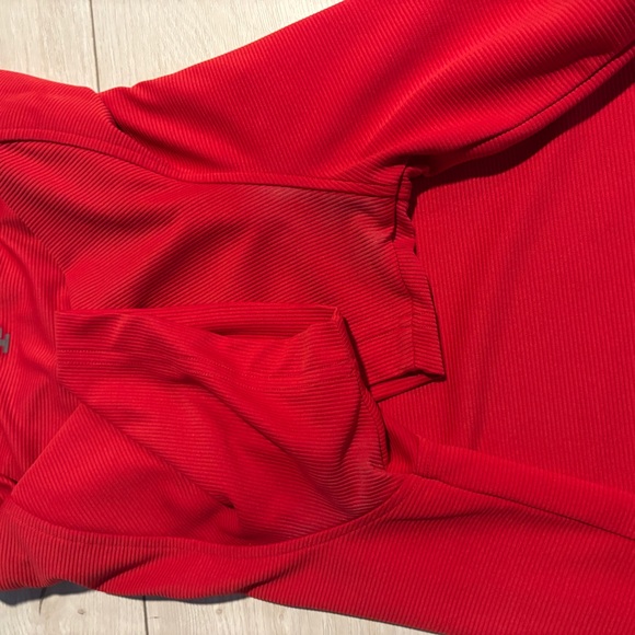 Izod Golf Men's Red Polo Shirt - Picture 4 of 4